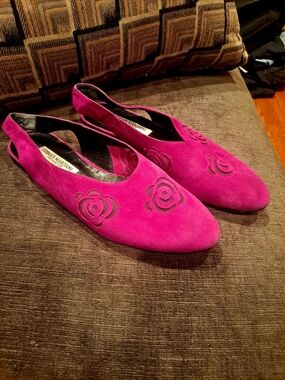 Guess Fuchsia Suede Slingback Flats with Rose Cutouts